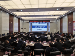 <b>为学校“双设贡献力量</b>